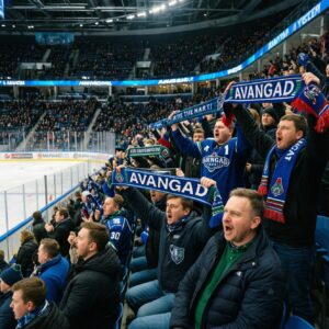 Фан-культура «Авангарда»: традиции, атрибутика и лучшие истории болельщиков